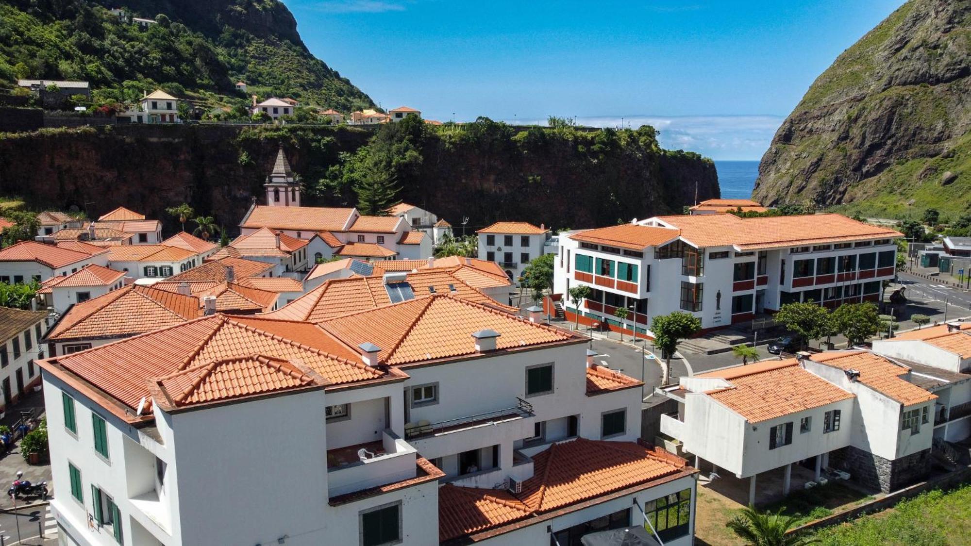 Amarelo Apartment By Atlantic Holiday Sao Vicente  Bagian luar foto